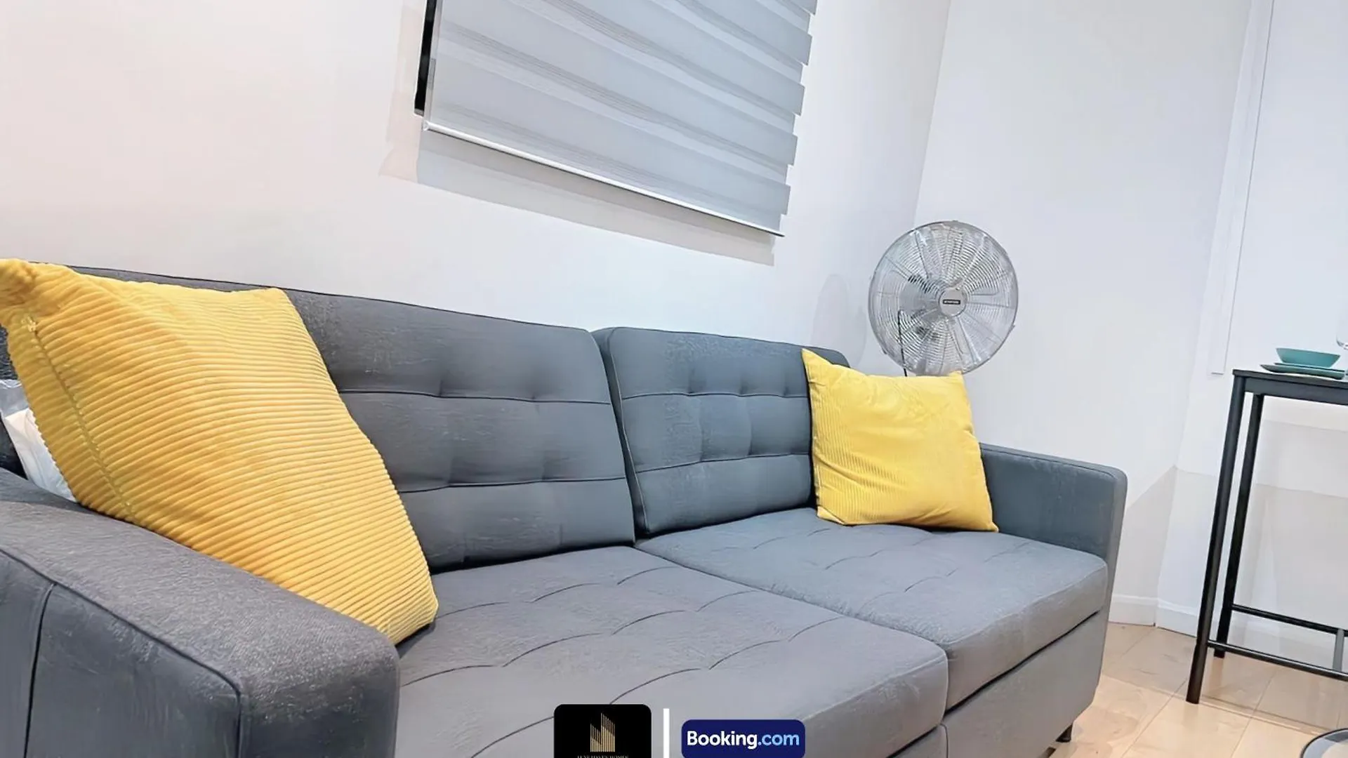 Stylish 2Bedroom Apt By Luxe Haven Homes Short Lets & Serviced Accommodation Canning Town Greater London With Free Wifi Reino Unido