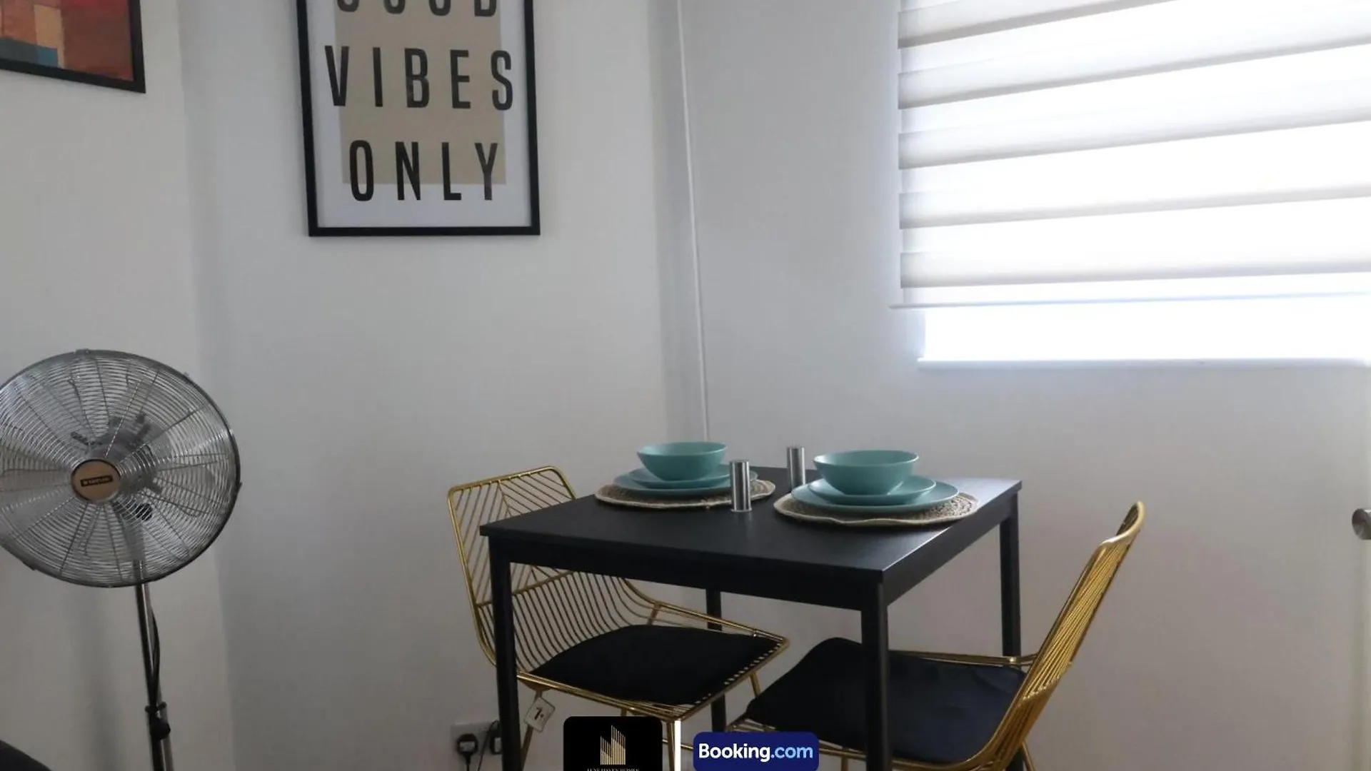 Stylish 2Bedroom Apt By Luxe Haven Homes Short Lets & Serviced Accommodation Canning Town Greater London With Free Wifi 0*,  Reino Unido