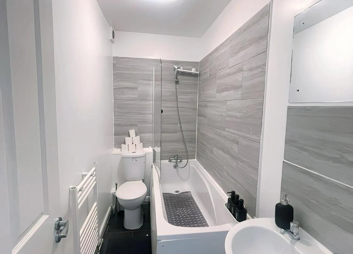 Apartamento Stylish 2Bedroom Apt By Luxe Haven Homes Short Lets & Serviced Accommodation Canning Town Greater London With Free Wifi